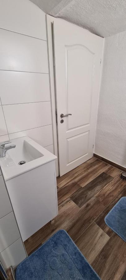 Byjoe Apartment Morschen Ngoại thất bức ảnh